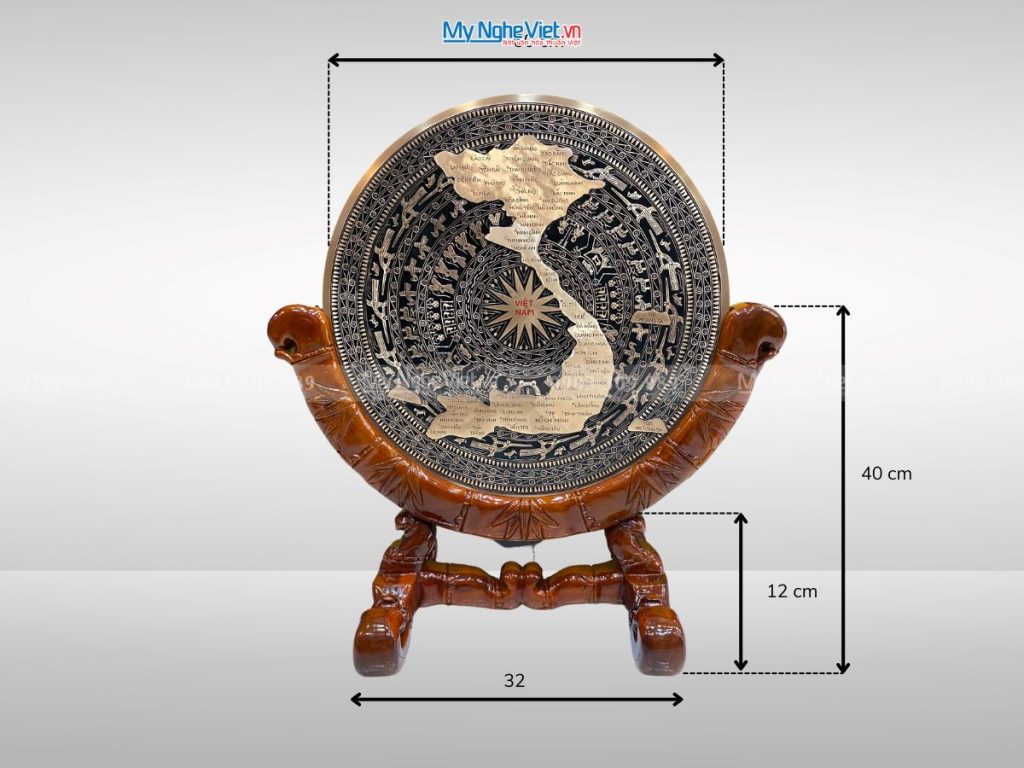 Quà Tặng Đại Hội, Tranh Trống Đồng