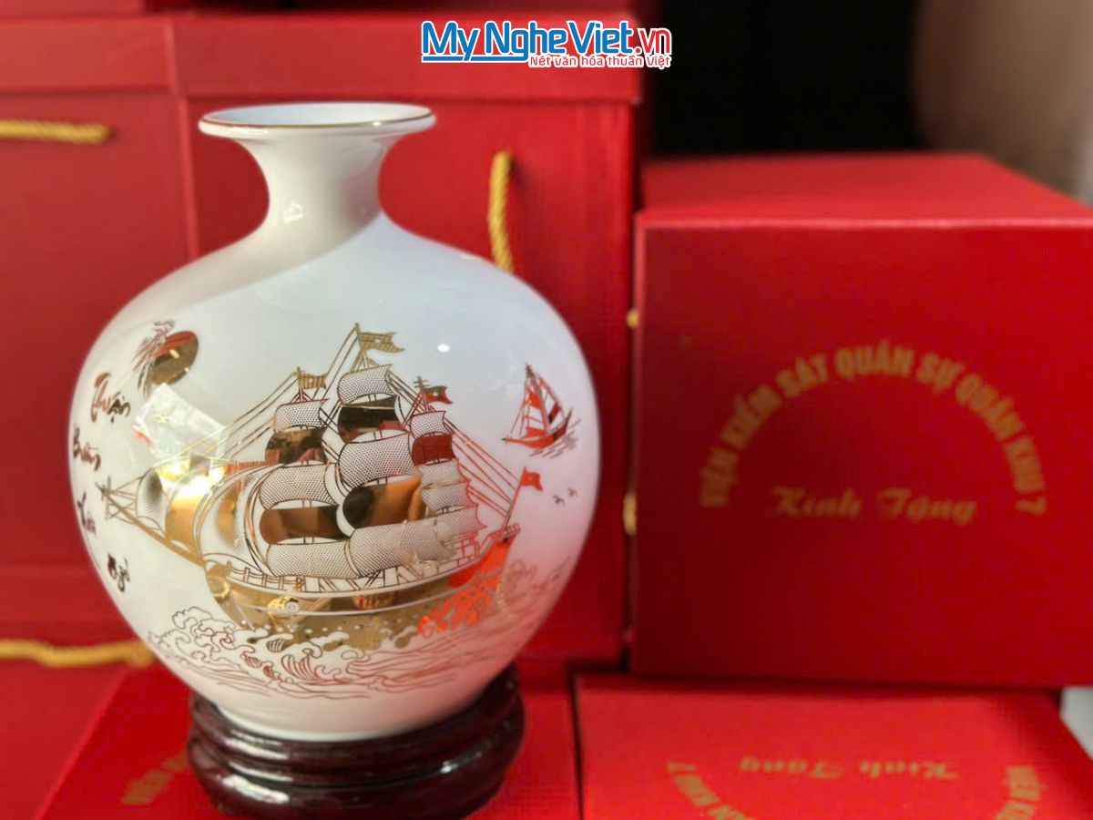 Quà Tặng Đại Hội, Bình Thu Tài Lộc