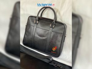 Quà tặng đại hội - Cặp da cao cấp in khắc logo theo yêu cầu